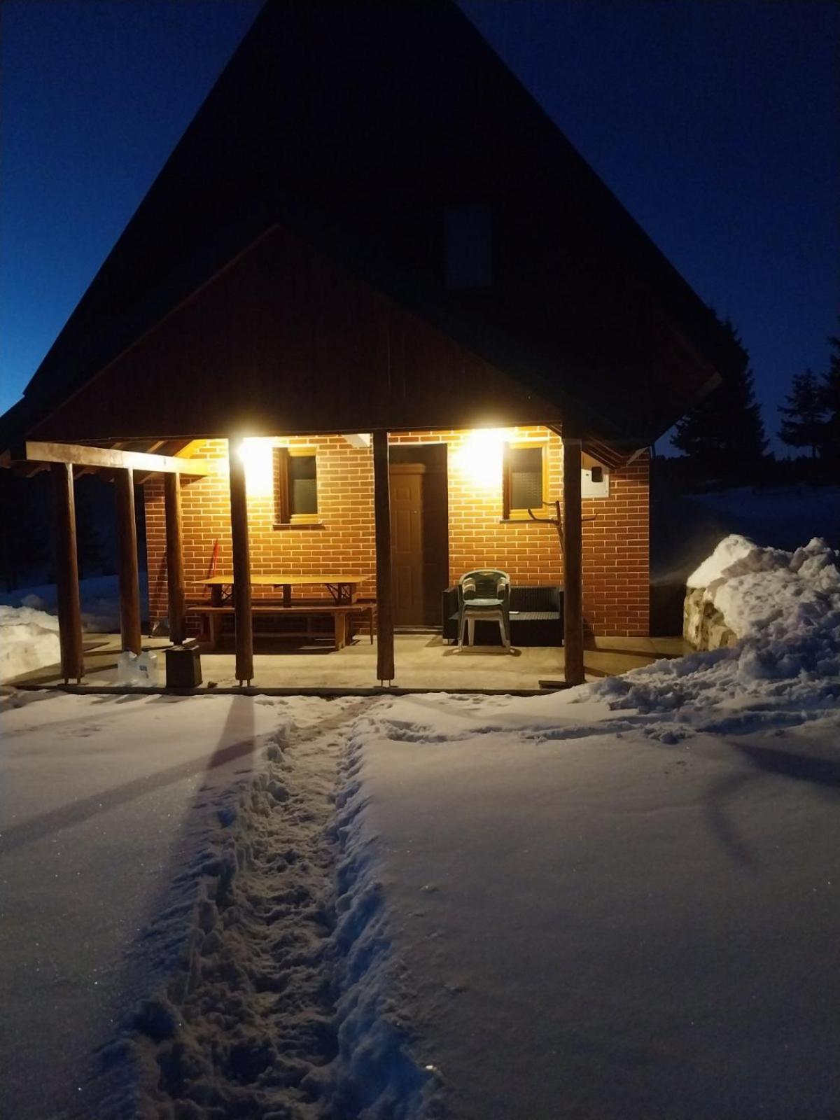 House In Forest Žabljak Esterno foto